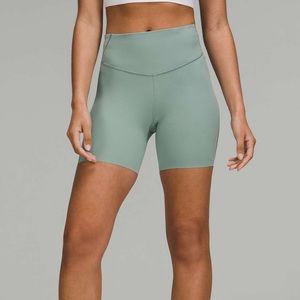 Lululemon Base Pace shorts